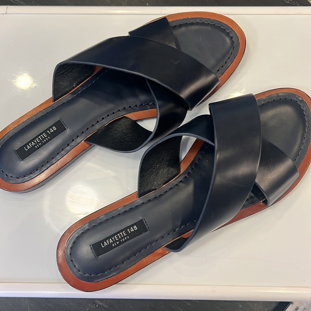 Lafayette 148 Vienna slides in Navy.